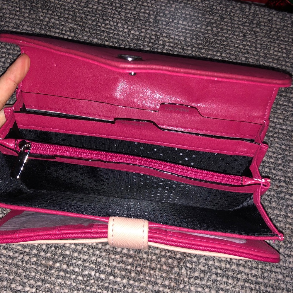 Wallet - Picture 3 of 4